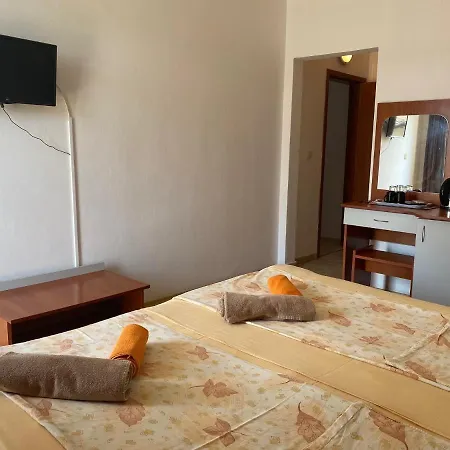 Гостевой дом Atanasov 1 Приморско