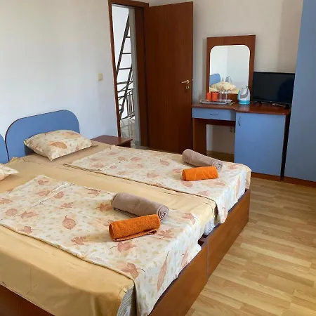 Atanasov 1 *